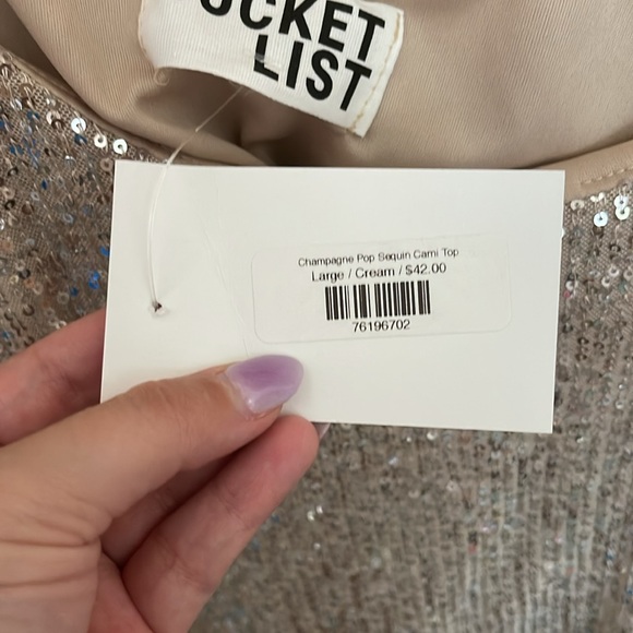 Bucket List Sparkle Crop - Picture 4 of 5